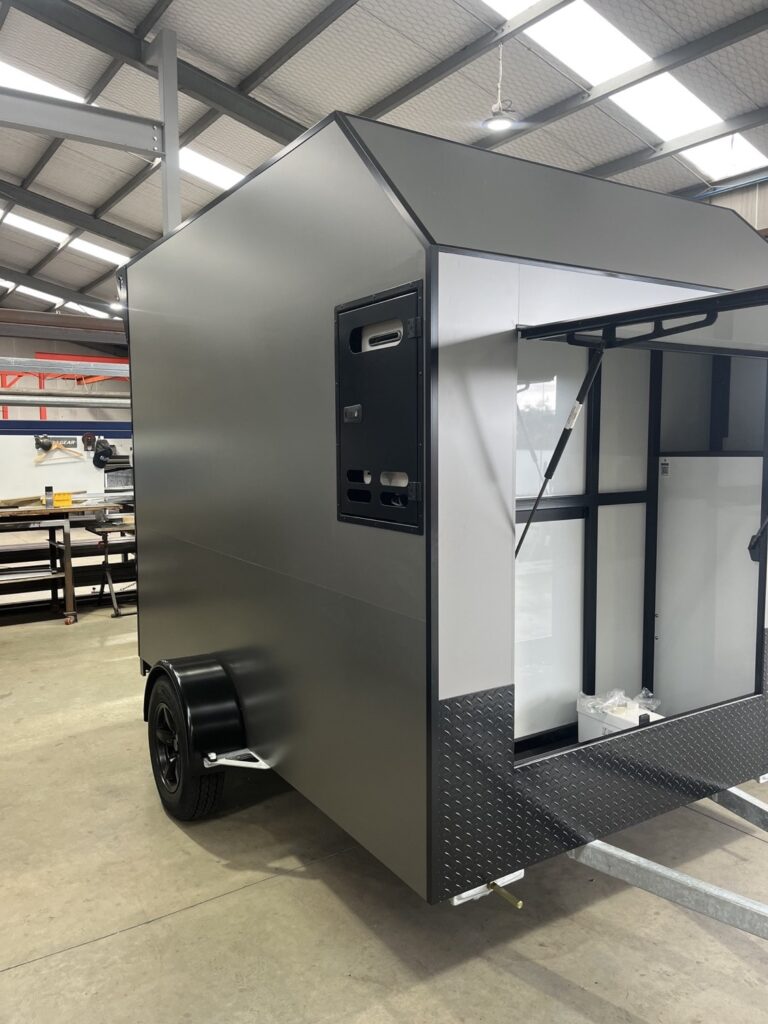 77837704802__BA95A6BD-51AD-4724-967D-F1E9A70A49F8